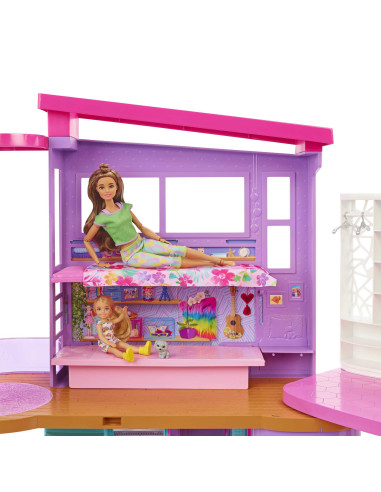 Barbie Casa di Malibu (106 cm) playset casa delle bambole con 2 piani, 6 stanze, ascensore altalena e più di 30 pezzi,